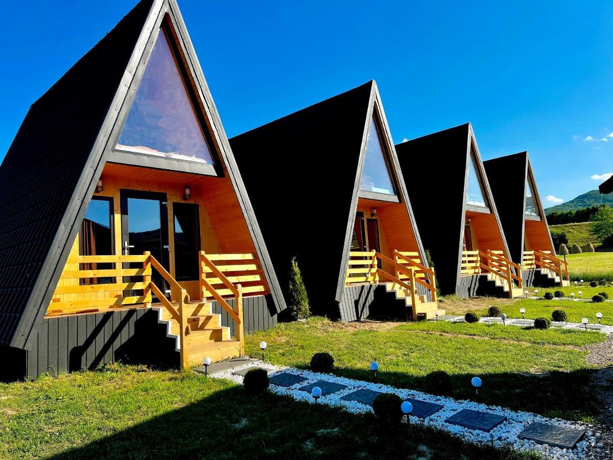 A-Frame Bucovina- Paradis Bucovinean Capu Cimpului ภายนอก รูปภาพ